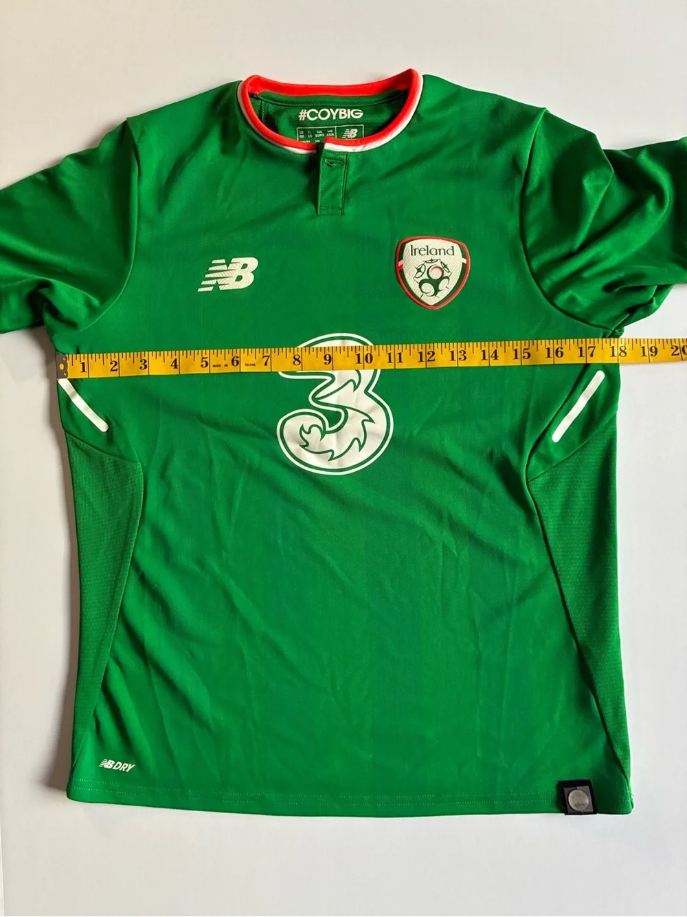 New Balance Kids Ireland Green Soccer Jersey with White & Red Accents Large Size